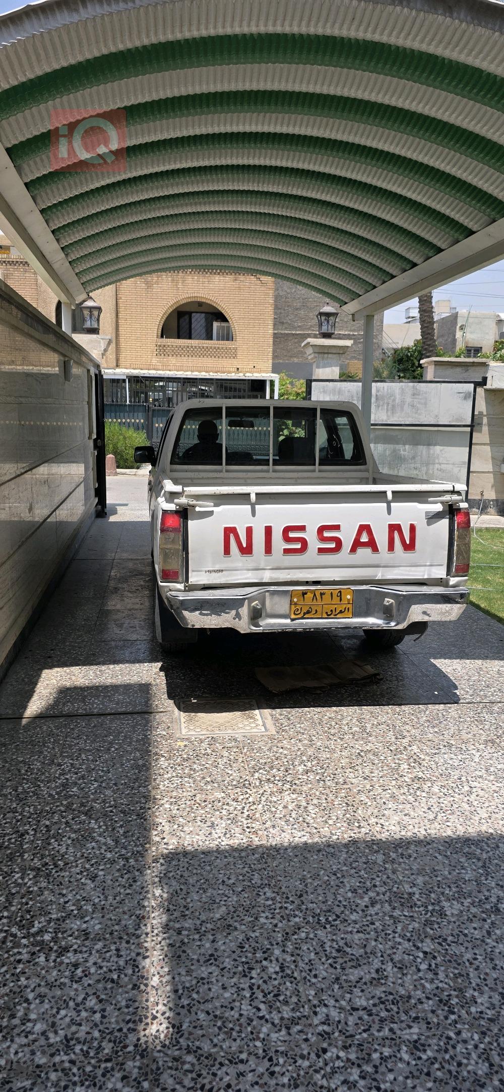 نيسان بيك اب